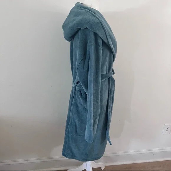 NWT Vera Bradley Disney Winnie The Pooh Hooded Fleece Robe Limited Edition | 2X| - Picture 6 of 10